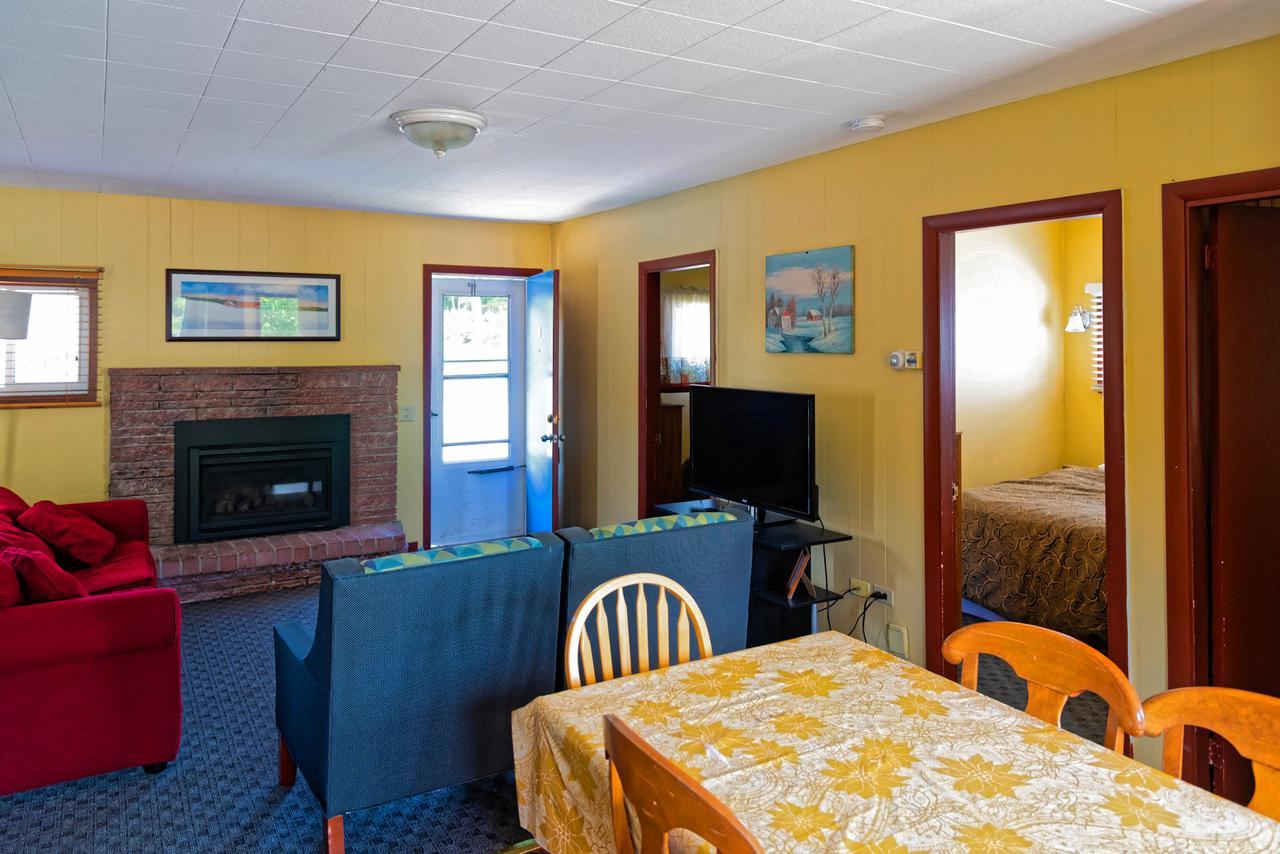 Parker'S Motel Lincoln Bagian luar foto